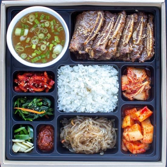 Premium LA galbi dosirak/프리미엄 LA갈비 도시락.