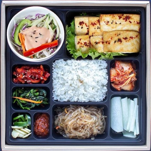 Premium pan fried tofu vegetable dosirak/ 프리미엄 부침두부 도시락.