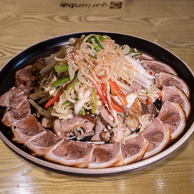 Naengchae jokbal/냉채족발.